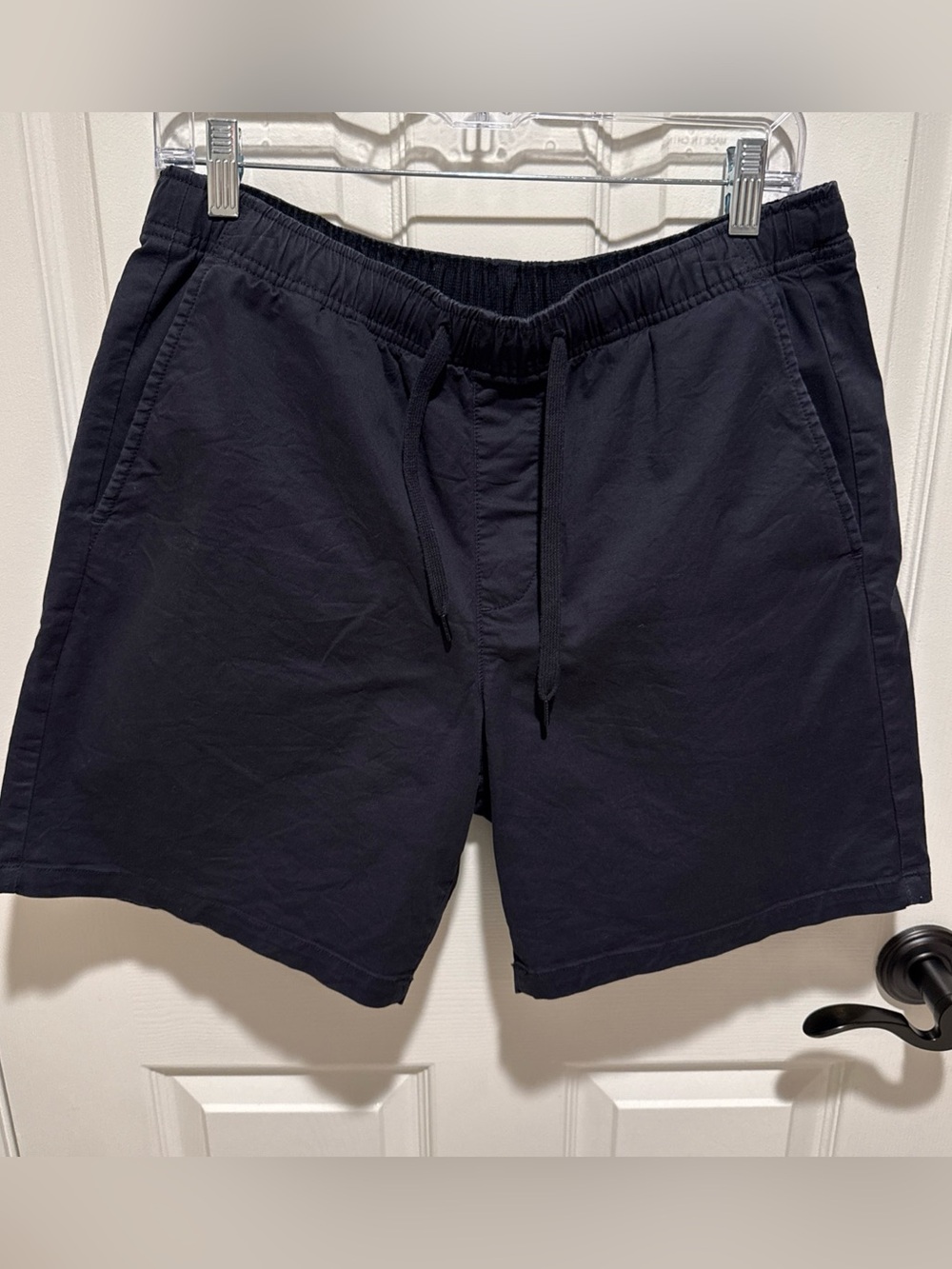 Gap Men’s SZ M Black Navy Pull-On Drawstring Elastic Waist Casual Chino Shorts